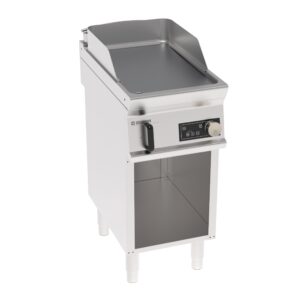 Grătar electric independent cu placă netedă cromată periată și control electronic pe dulap deschis