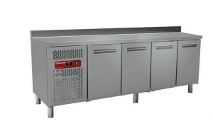 Masă frigorifică ventilată 4 uși GASTRONORM cu bordură spate - SILVER 700