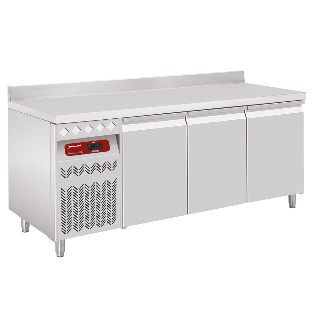 Masă frigorifică ventilată de perete, 3 uși GN 1/1, grup pe stânga - SILVER 700