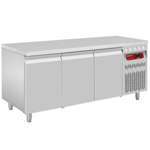 Masă frigorifică ventilată, 3 uși GN 1/1 - SILVER 700