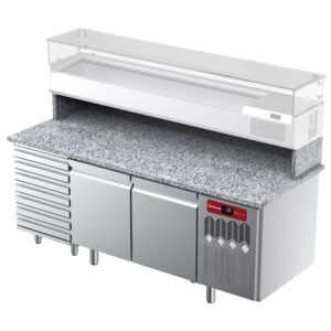 Masă frigorifică ventilată pentru pizza cu 2 uși și 7 sertare cu blat de granit.